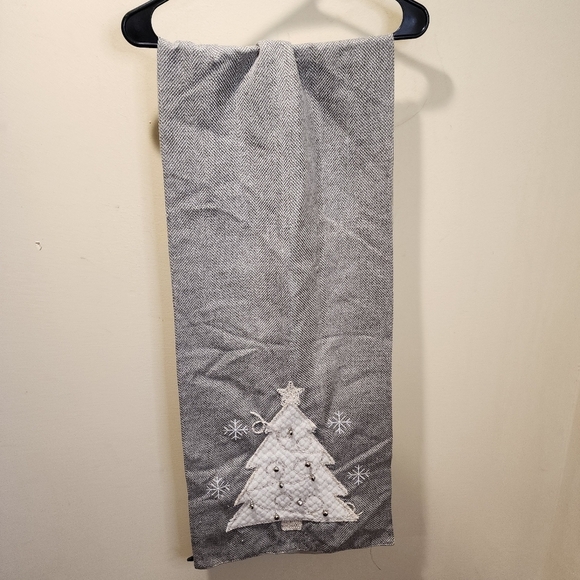 Max Studio gray Christmas Runner table cloth runner - Picture 2 of 11